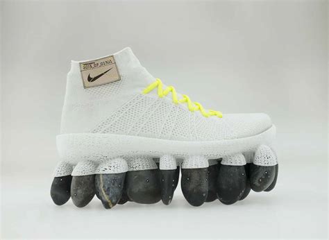 nike schuhe mit löchern